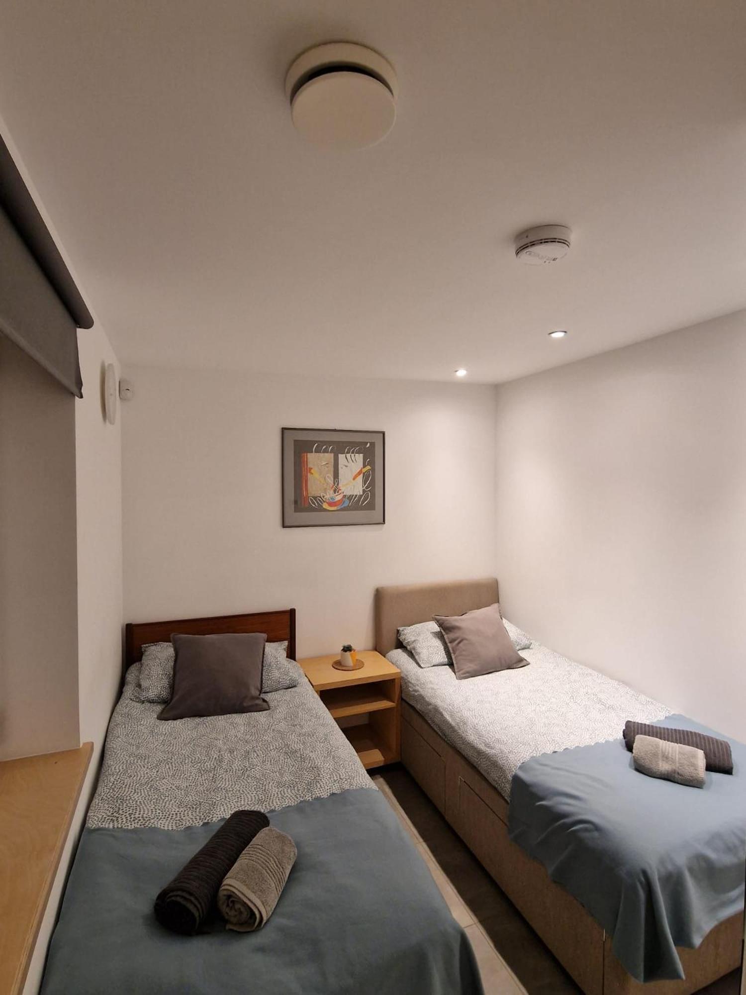 Modern Two Bedroom House Holiday home Ormiston