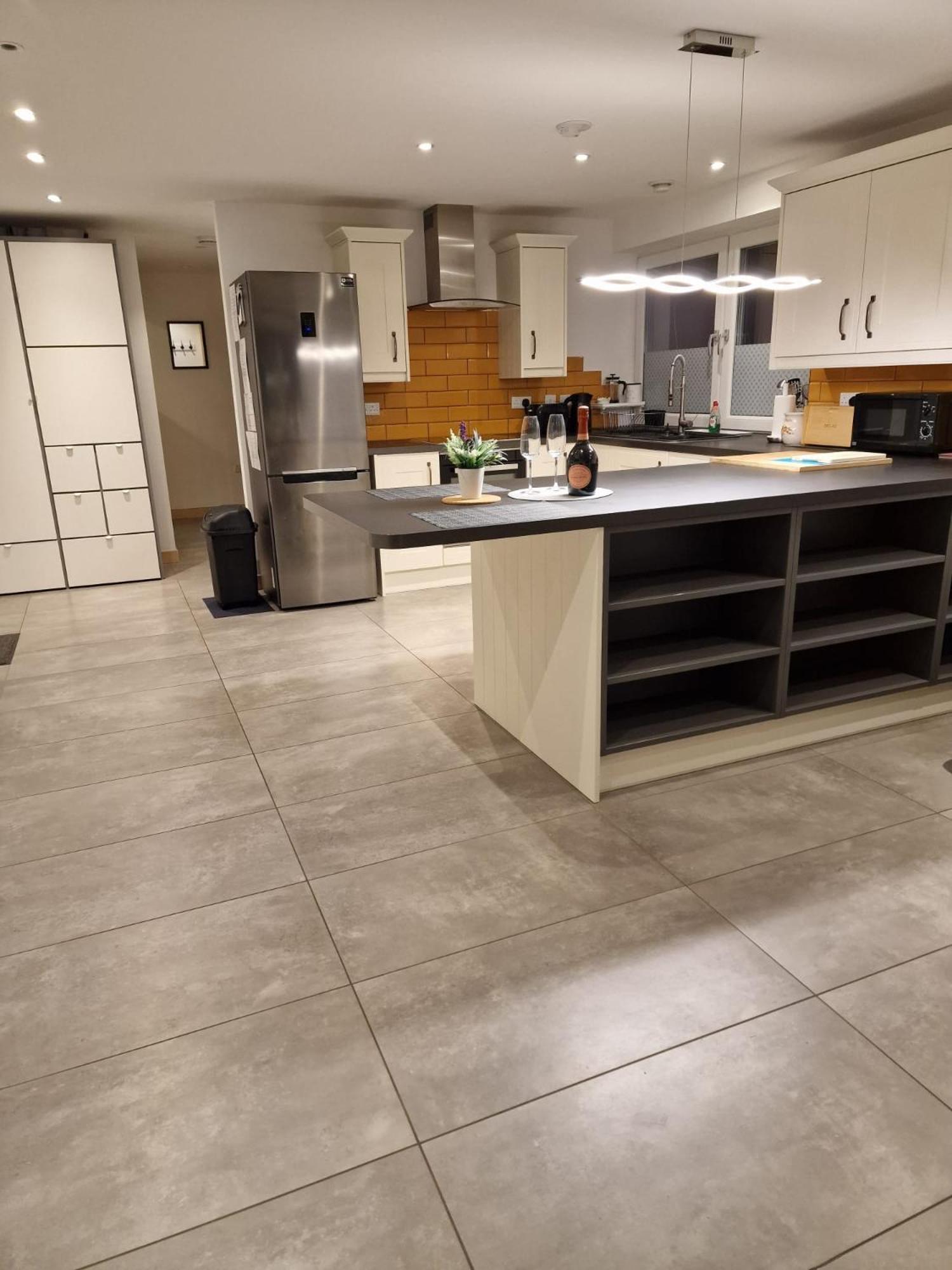 Holiday home Modern Two Bedroom House *
