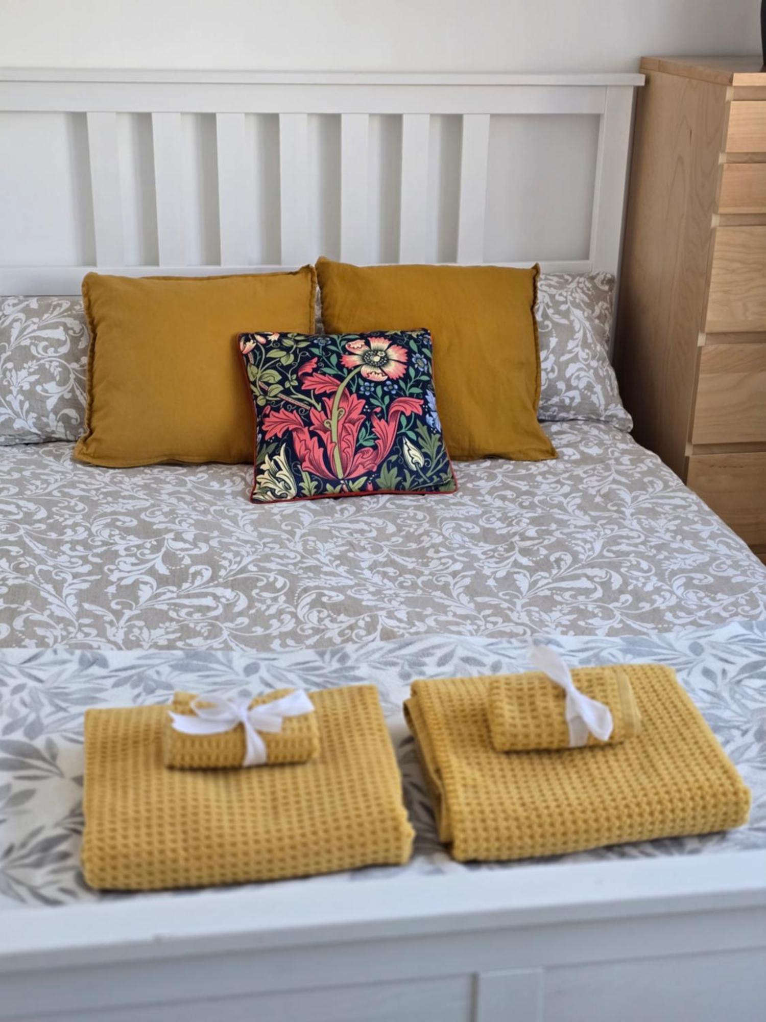 Modern Two Bedroom House Holiday home Ormiston